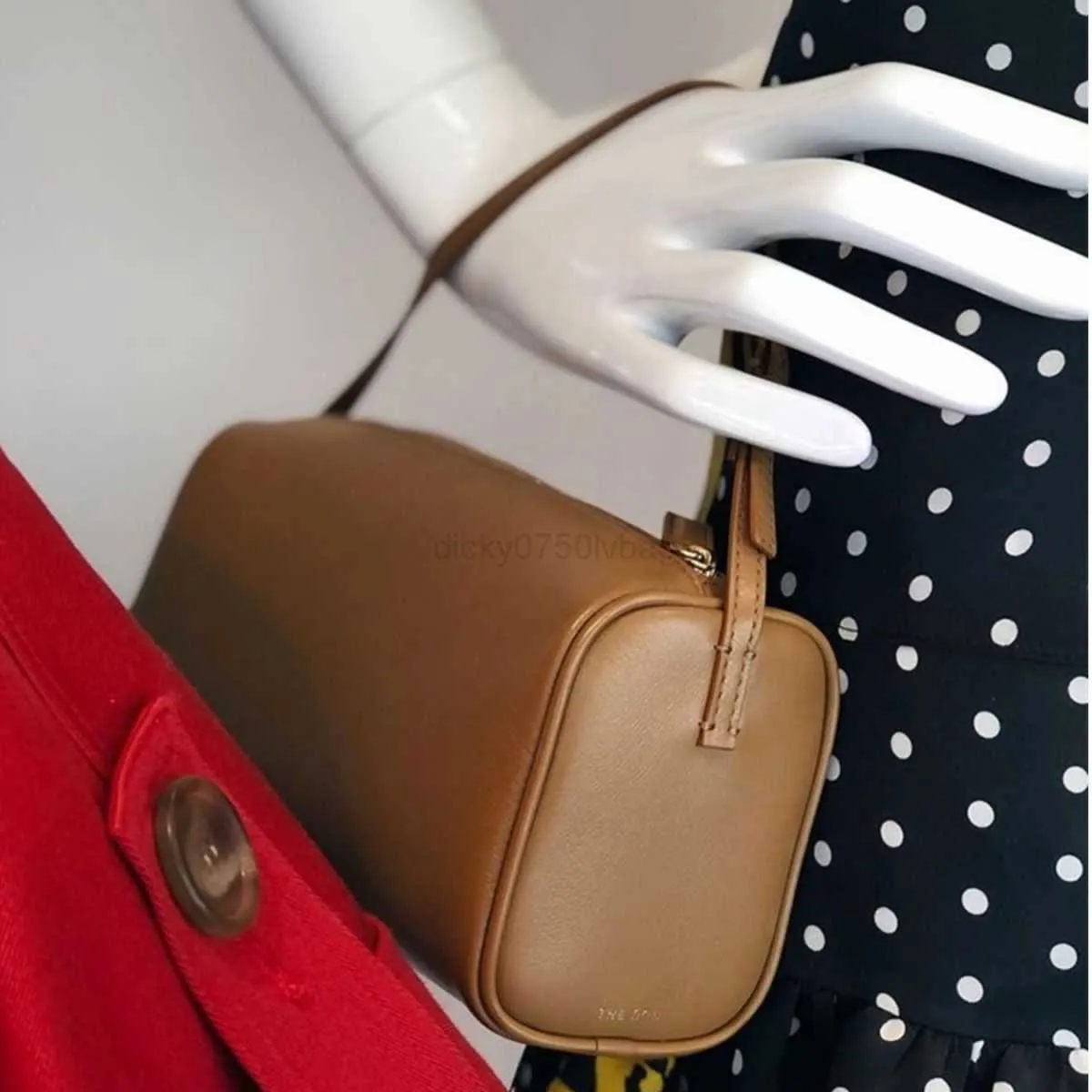 High Quality Genuine Leather Handbag Pencil Case For Women Small Design  Underarm Handheld Cylinder The Row90s From Dicky0750lvbag, $80.97